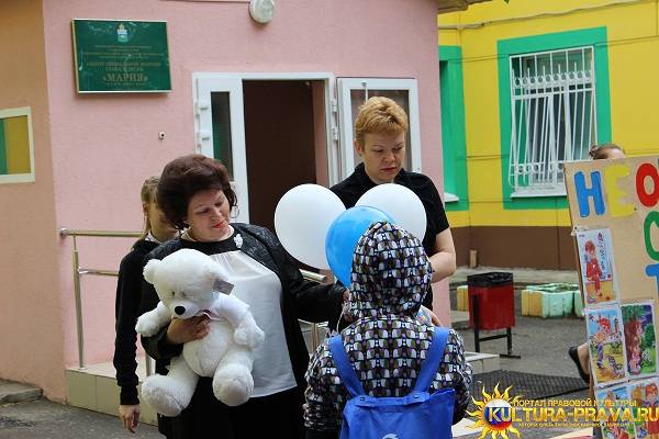Ольга Загвязинская и Ярослав Ильин побывали в гостях у Центра социальной помощи «Мария»